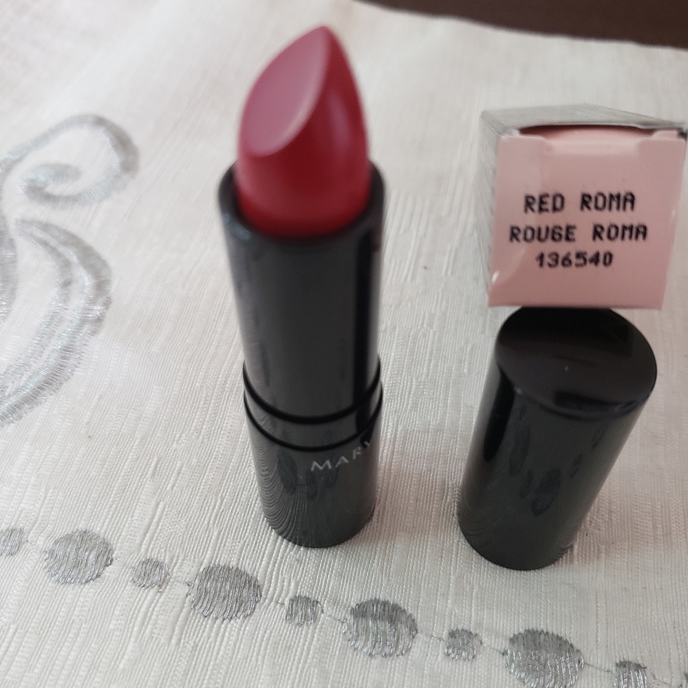 lipstick - Picture 4 of 5